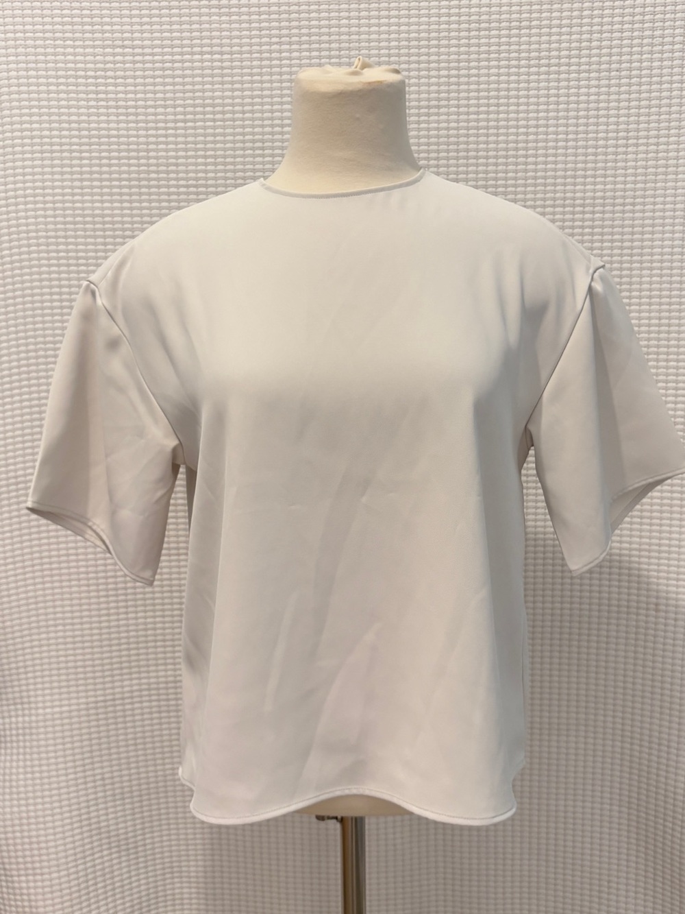 UNIQLO White Boxy Short Sleeve Blouse Top Size M